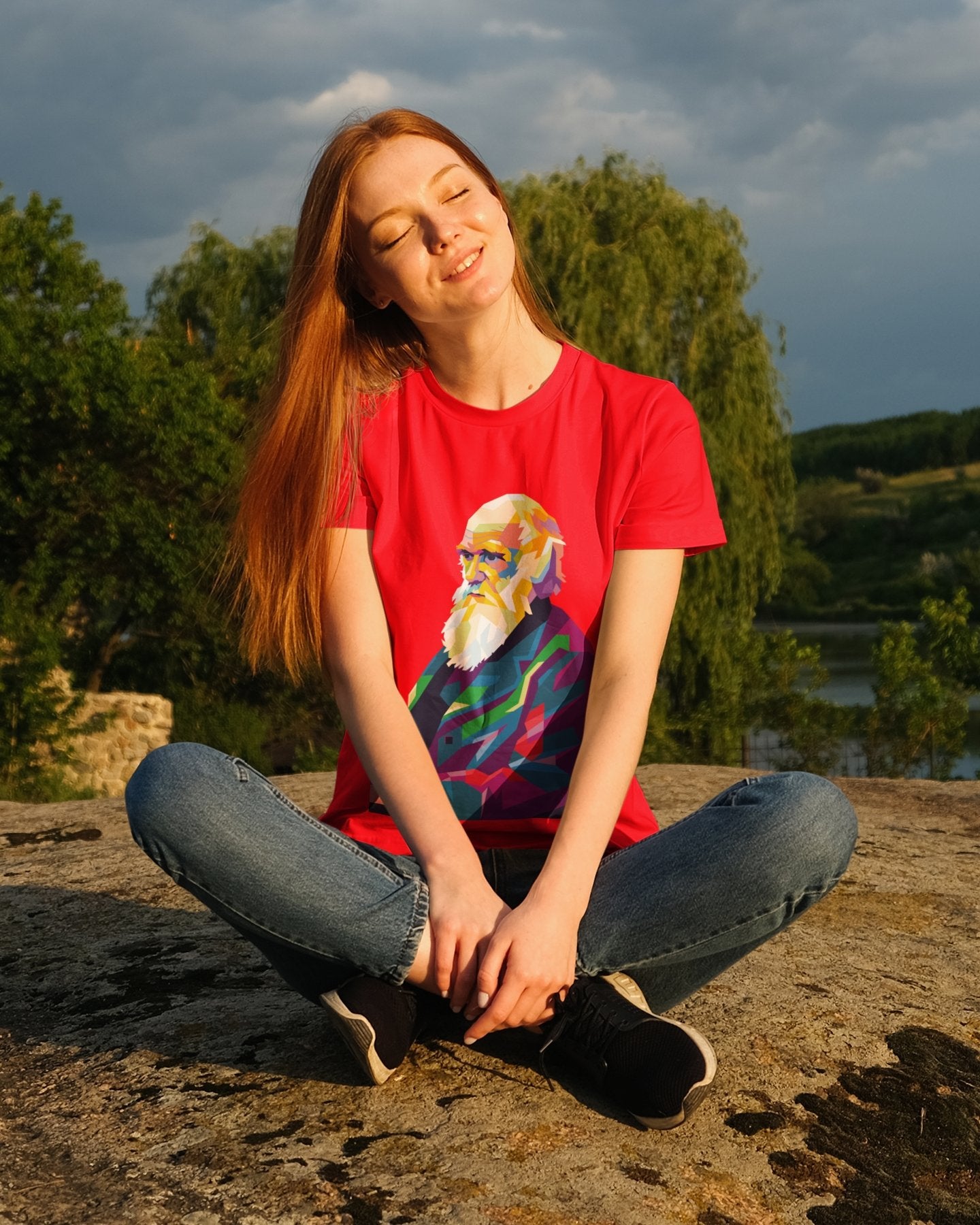 Camiseta Charles Darwin - PopArt - Feminino -camiseta- Editora Datum