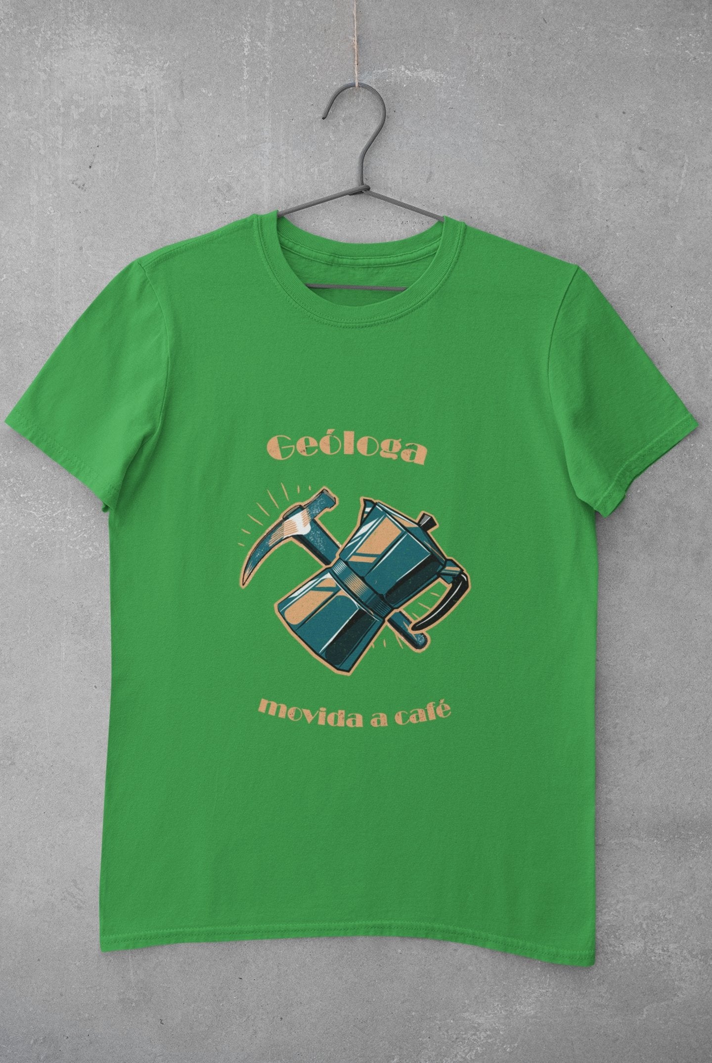 Camiseta Geóloga Movida a Café - Feminino -camiseta- Editora Datum