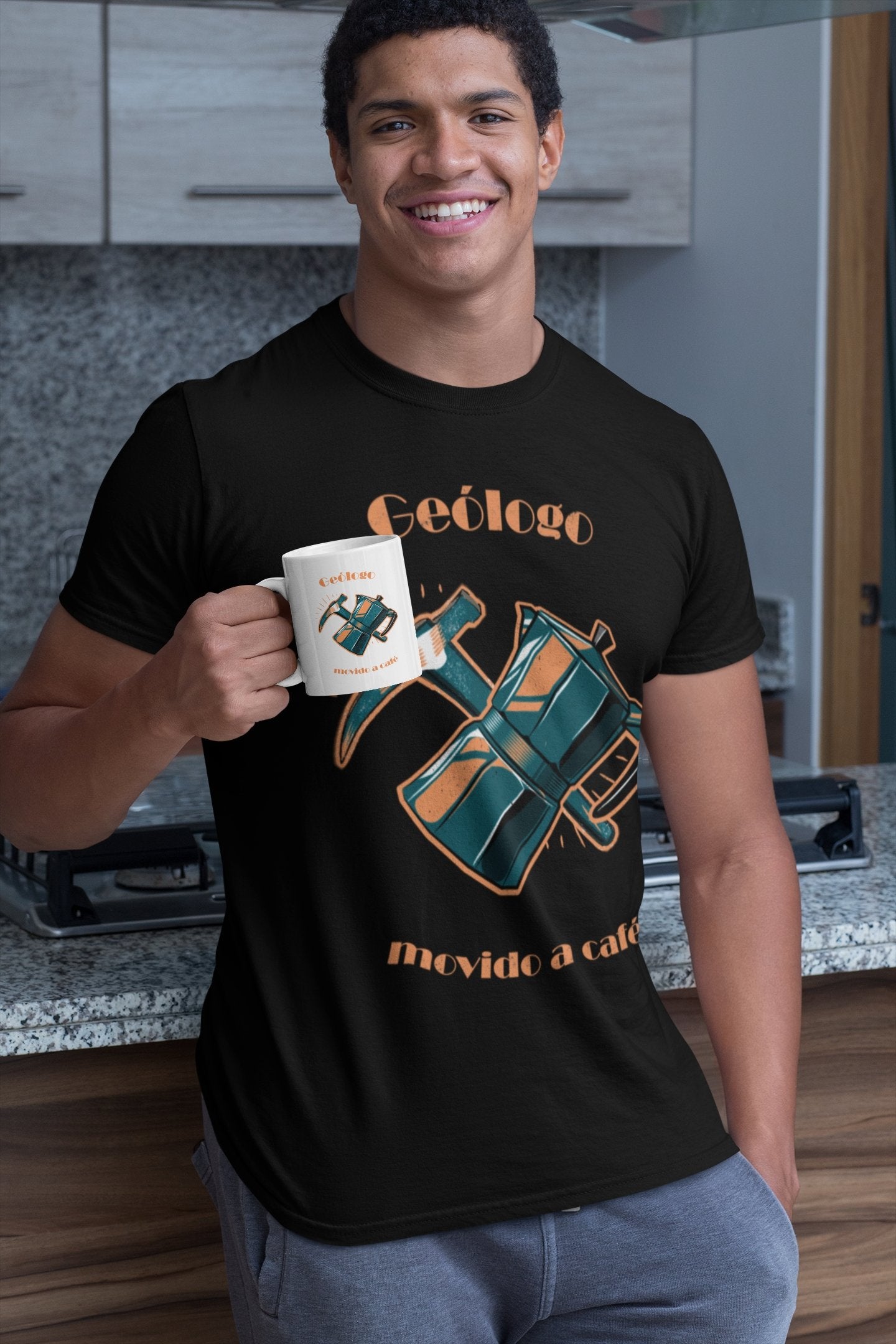 Camiseta Geólogo Movido a Café - Masculino -camiseta- Editora Datum