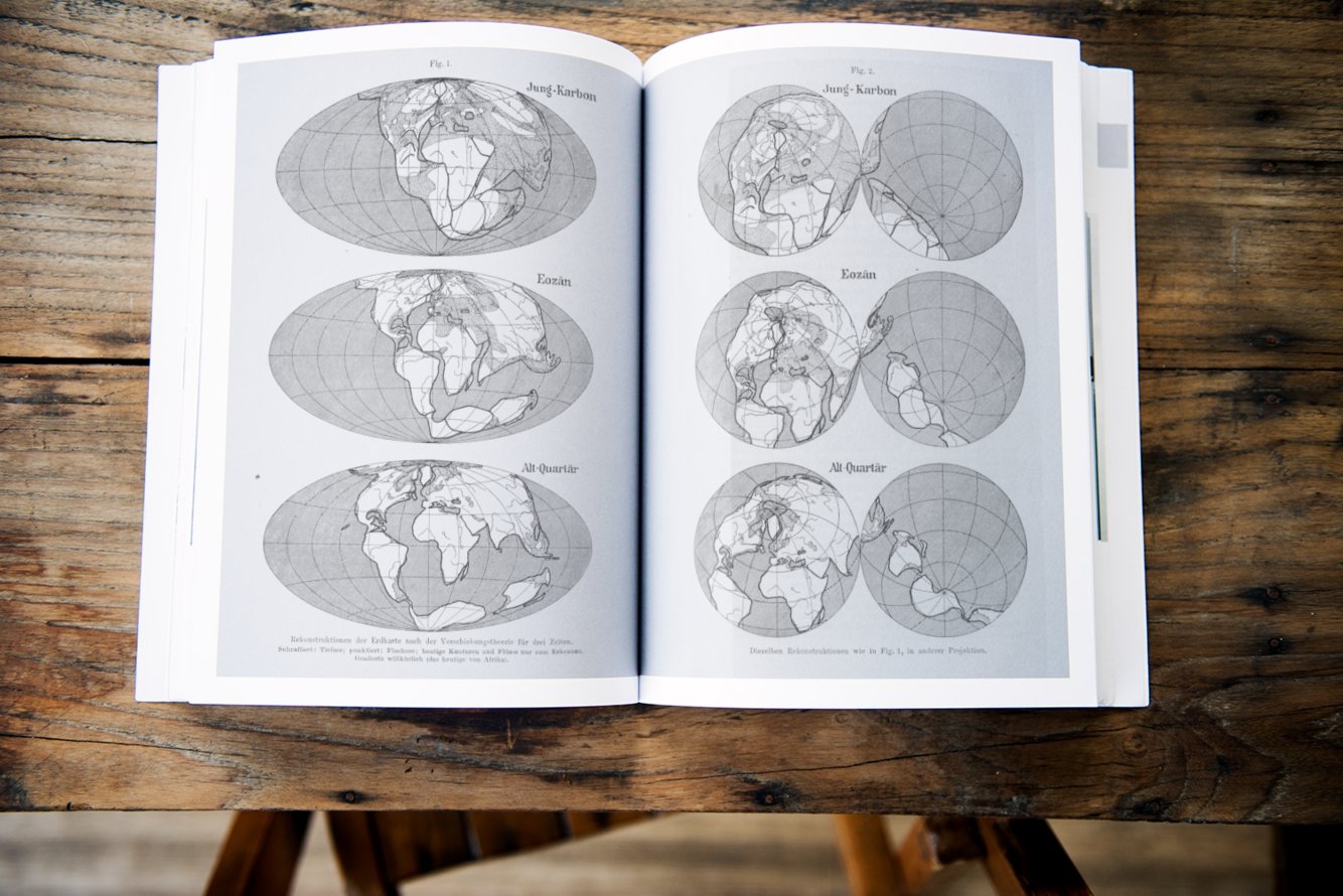 A origem dos Continentes e Oceanos - Livro -livro- Editora Datum
