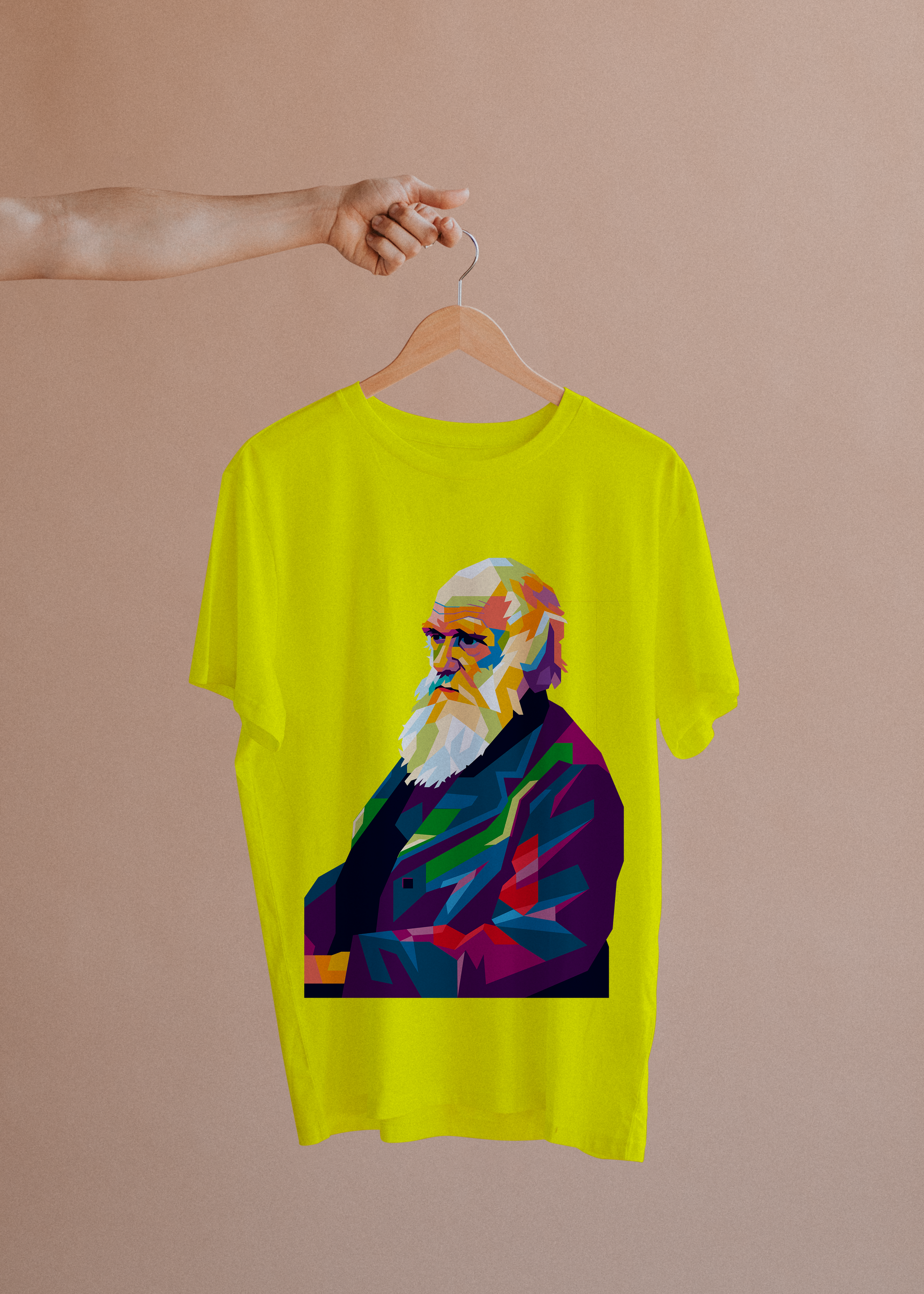 Camiseta Charles Darwin - PopArt - Masculino -camiseta amarela - Editora Datum